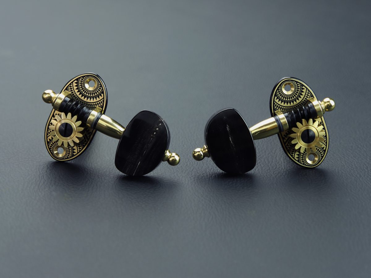 SS710 Cloche Horn