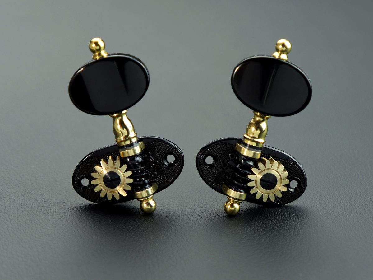 SS11 Black
